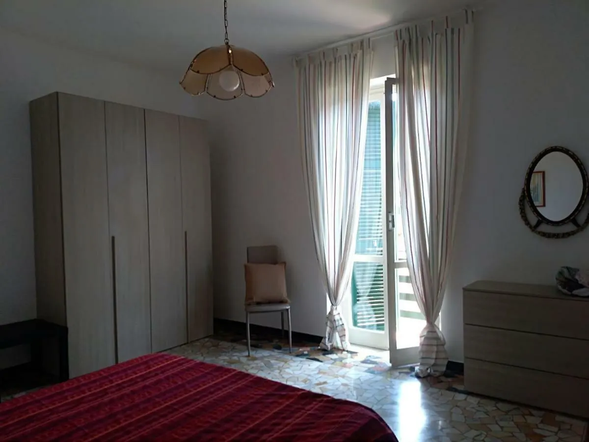 Apartment Stunning Aptm In Villa Monterosso al Mare
