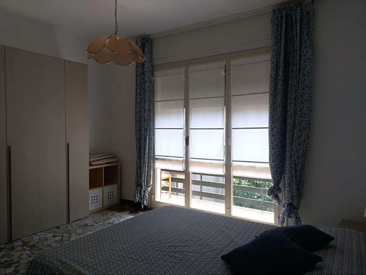 Apartment Stunning Aptm In Villa Monterosso al Mare