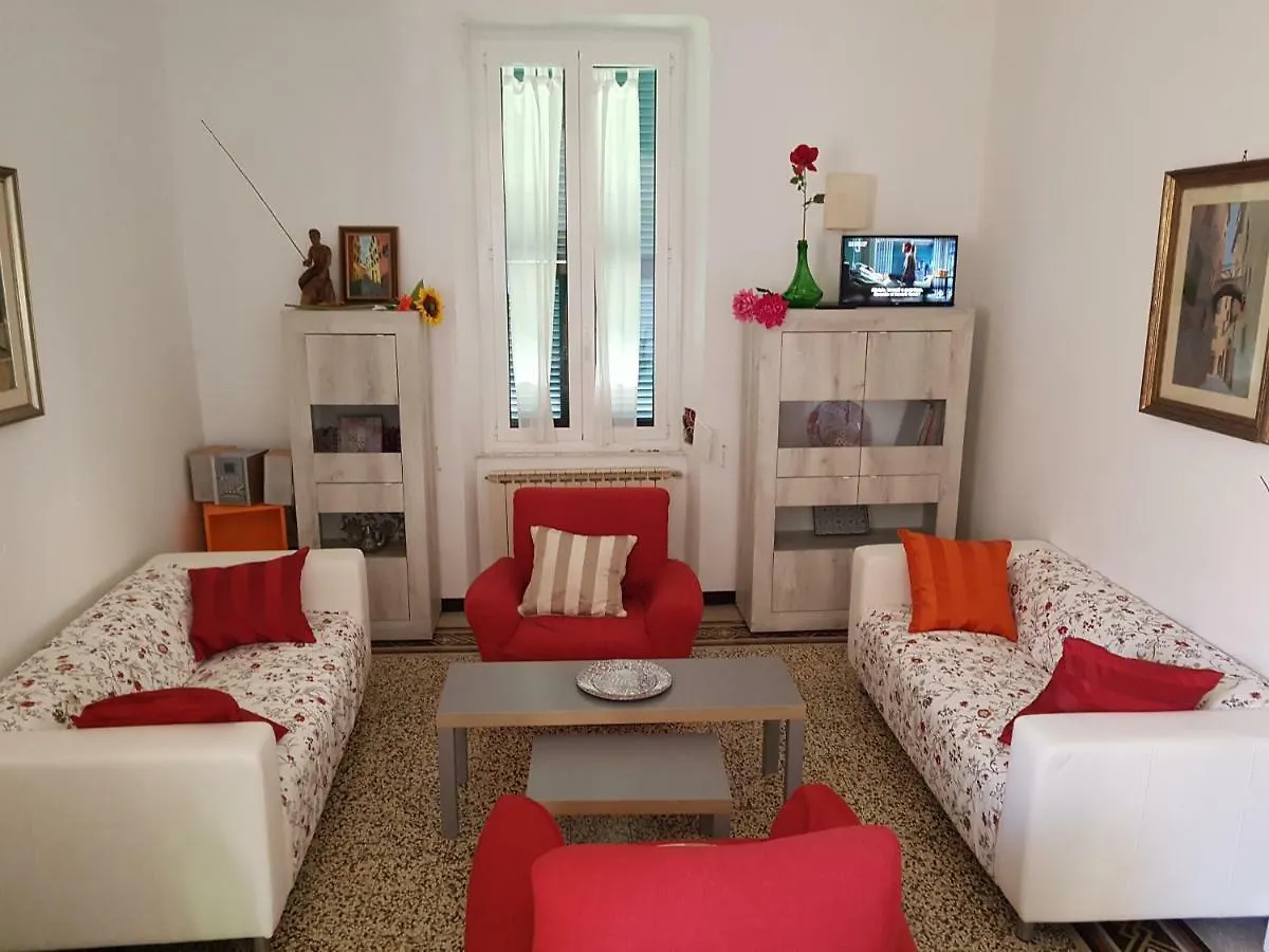Stunning Aptm In Villa Monterosso al Mare