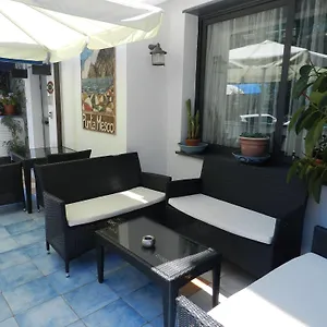 3* Hotel Punta Mesco